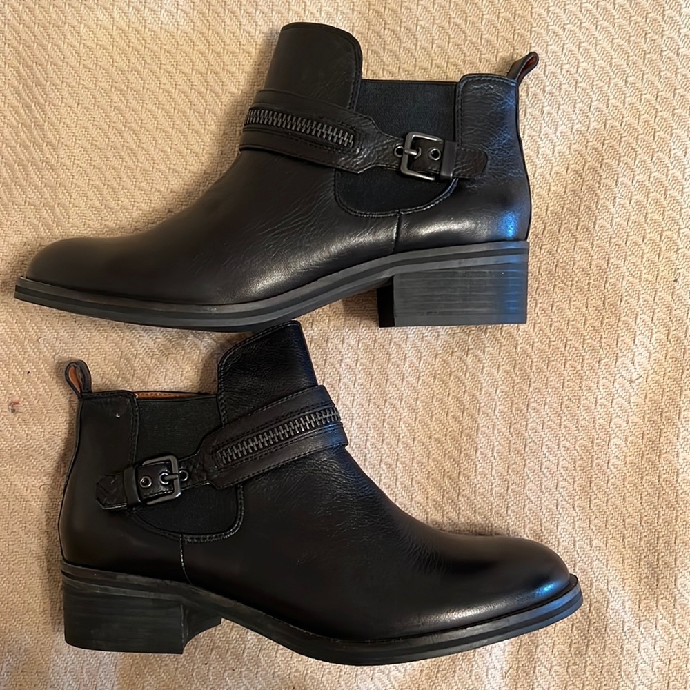 Gentle Souls Penny  black sz 9.5